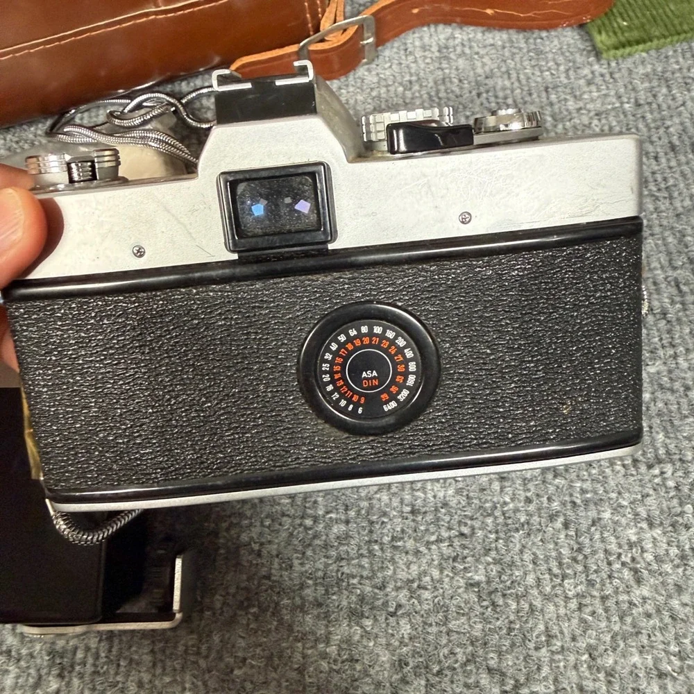 Minolta SR-T 102 Film Camera Black F:55M With Leather Bag 9.5X9X7 Japan